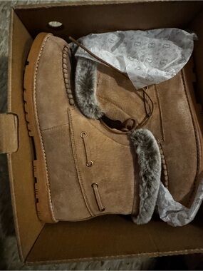 Lamo Tan Faux Fur Trim Suede Ankle Booties